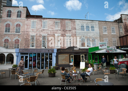 Outdoor-Restaurants Gabriel's Wharf, Southbank, London, England, Vereinigtes Königreich Stockfoto