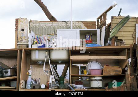 Die exponierten Küche eines Hauses durch einen Tornado in Joplin, Missouri, 25. Mai 2011 zerstört. Stockfoto