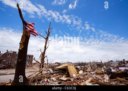 Verwüstung in Joplin, Missouri, 25. Mai 2011. Am 22. Mai 2011 war Joplin, Missouri durch eine EF-5 Tornado verwüstet. Stockfoto