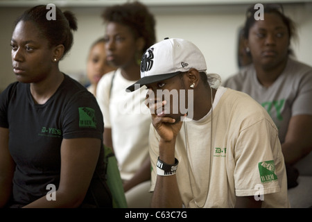 Studenten aus Detroit Community School teilnehmen an einem motivierenden Sommerprogramm Arbeit und Selbsterfahrung. Stockfoto