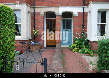 Haustüren und Veranda Headington Oxford England Vereinigtes Königreich Stockfoto