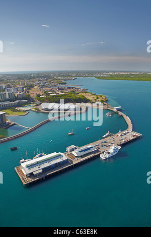 Stokes Hill Wharf und Darwin Waterfront Precinct, Darwin, Northern Territory, Australien - Antenne Stockfoto