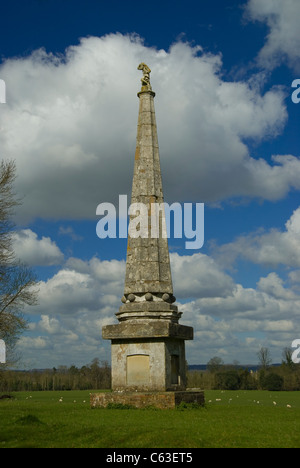 Denkmal am alten Renaissance Haus in Berkshire, England in der Nähe von Henley-on-Thames Stockfoto