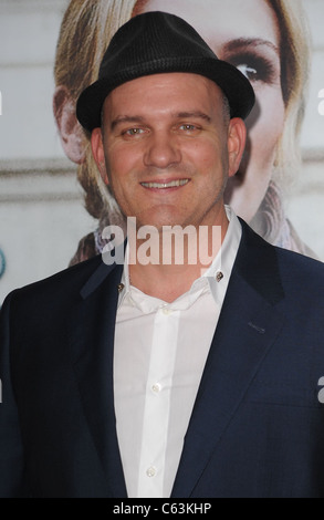 Mike O' Malley im Ankunftsbereich für EAT PRAY LOVE Premiere, The Ziegfeld Theatre, New York, NY 10. August 2010. Foto von: Kristin Callahan/Everett Collection Stockfoto