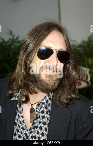 Chris Robinson im Ankunftsbereich für die SKELETON KEY Premiere, Universal Studios-Kino am Universal CityWalk, Los Angeles, Kalifornien, 2. August 2005. Foto von: Michael Germana/Everett Collection Stockfoto