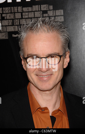 Michael Brook im Ankunftsbereich für THE FIGHTER Premiere, Graumans Chinese Theatre, Los Angeles, CA 6. Dezember 2010. Foto von: Michael Germana/Everett Collection Stockfoto