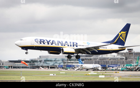 Ryanair-Flüge in und aus Dublin Airport Stockfoto