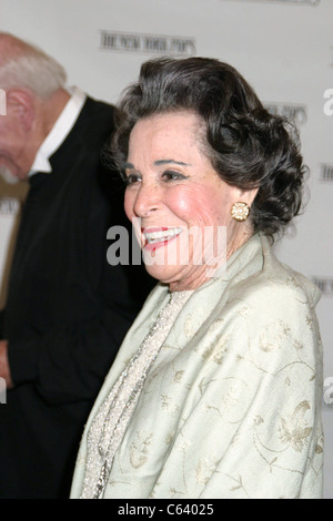 Kitty Carlisle Hart im Ankunftsbereich für New York Pops 2 X 2 22. Geburtstag Gala Benefit, The New York Athletic Club, NewYork, NY, Mai Stockfoto