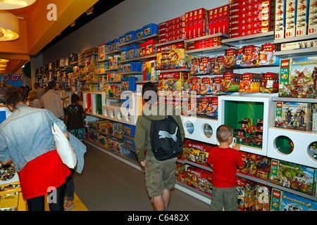 Die ersten Lego Store in Dänemark auf der Fußgängerzone und shopping Straße Strøget in Kopenhagen Stockfoto