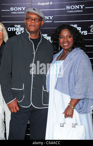 Samuel, Latanya Richardson im Ankunftsbereich für THE OTHER GUYS Premiere, The Ziegfeld Theatre, New York, NY 2. August 2010. Foto von: Gregorio T. Binuya/Everett Collection Stockfoto