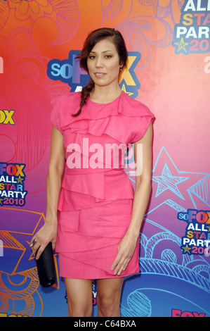 Michaela Conlin im Ankunftsbereich für Fox All-Star Party, Pacific Park, Santa Monica, CA 2. August 2010. Foto von: Dee Cercone/Everett Collection Stockfoto