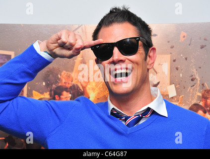 Johnny Knoxville im Ankunftsbereich für JACKASS 3D World Premiere, MoMA Museum of Modern Art, New York, NY 11. Oktober 2010. Foto von: Stockfoto