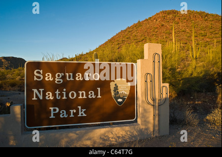 Ortseingangsschild für den Park in der Nähe von Tucson. Stockfoto