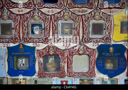 Die Krypta in Wat Chaiya Mangkalaram Thai buddhistischen Tempel in George Town, Penang, Malaysia Stockfoto