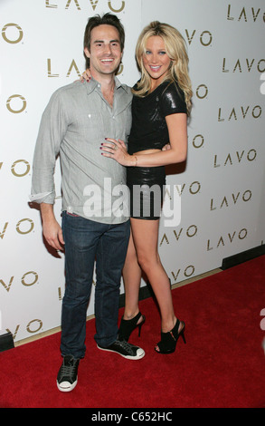 Mike Appel, Stephanie Pratt im Ankunftsbereich für LAVO 2nd Anniversary Celebration, LAVO Restaurant und Nachtclub The Palazzo, Las Stockfoto