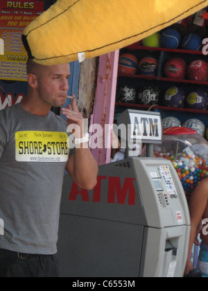 Michael Sorrentino, aka The Situation unterwegs für JERSEY SHORE Staffel zwei Promi Schnappschüsse - Fr, der Promenade am Meer Stockfoto