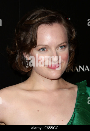 Elisabeth Moss im Ankunftsbereich für AMC MAD MEN Staffel vier Premiere Screening, Mann 6 Theater in Hollywood, Los Angeles, CA 20. Juli 2010. Foto von: Adam Orchon/Everett Collection Stockfoto