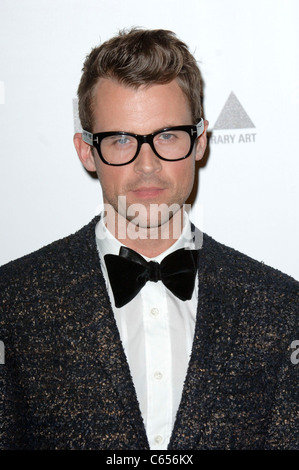 Brad Goreski im Ankunftsbereich für MOCAs alljährlichen Gala - The Artist Museum passiert, The Museum of Contemporary Art, Los Angeles, CA 13. November 2010. Foto von: Elizabeth Goodenough/Everett Collection Stockfoto