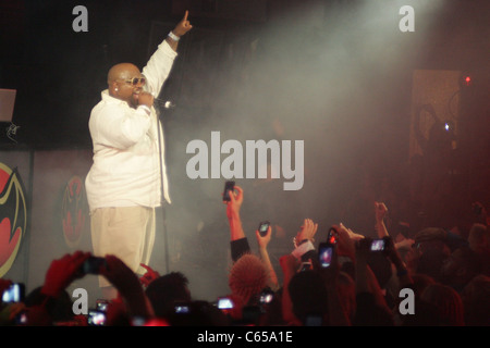 CEE-Lo Green im Ankunftsbereich für Bacardi wie Leben, wie es zusammen Party im Festzelt, Festzelt Nachtclub und Dayclub im The Cosmopolitan, Las Vegas, NV 15. Juni 2011. Foto von: James Atoa/Everett Collection Stockfoto