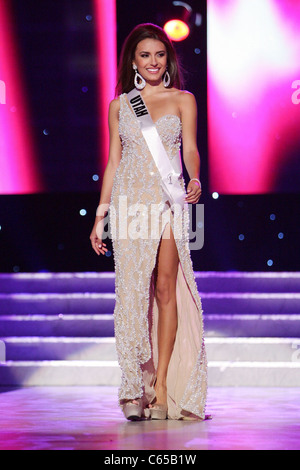 Verpassen Sie Utah USA, Jamie Lynn Crandall in die Teilnehmerliste für 2011 Miss USA Vorrunde, Planet Hollywood Resort & Casino, Las Vegas, NV 15. Juni 2011. Foto von: James Atoa/Everett Collection Stockfoto