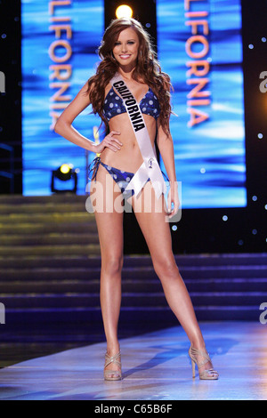 Verpassen Sie Kalifornien, USA, Alyssa Campanella in die Teilnehmerliste für 2011 Miss USA Vorrunde, Planet Hollywood Resort & Casino, Las Vegas, NV 15. Juni 2011. Foto von: James Atoa/Everett Collection Stockfoto