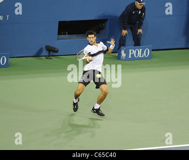 Novak Djokovic in Anwesenheit für uns Open 2010 Tennis Turnier Herren-Einzel-Finale-Match, Arthur Ashe Stadium, New York, NY 13. September 2010. Foto von: Rob Rich/Everett Collection Stockfoto