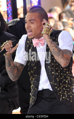 Chris Brown bei Talkshow auftritt für NBC heute zeigen Summer Concert Series mit Chris Brown, Rockefeller Plaza, New York, NY 15. Juli 2011. Foto von: Kristin Callahan/Everett Collection Stockfoto