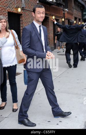 Joseph Gordon-Levitt, besucht die "Late Show With David Letterman" unterwegs für Promi-Schnappschüsse - Mittwoch, New York, NY 14. Juli 2010. Foto von: Ray Tamarra/Everett Collection Stockfoto