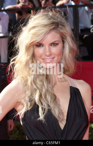 Marisa Miller in Anwesenheit für ESPN 18. jährlichen ESPY Awards, Nokia Theatre L.A. LIVE, Los Angeles, CA 14. Juli 2010. Foto von: Adam Orchon/Everett Collection Stockfoto