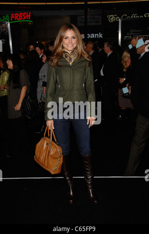 Maria Menounos im Ankunftsbereich für schnellere Premiere, Graumans Chinese Theatre, Los Angeles, CA 22. November 2010. Foto von: Michael Stockfoto