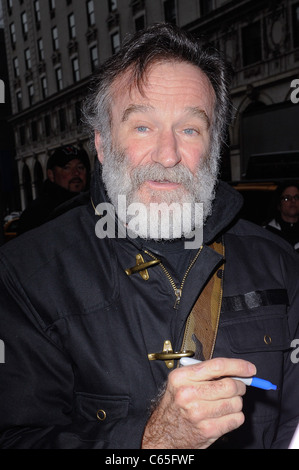 Robin Williams, tritt Richard Rodgers Theater seine Broadway-Stück "Bengal Tiger At The Baghdad Zoo" unterwegs für durchführen Stockfoto