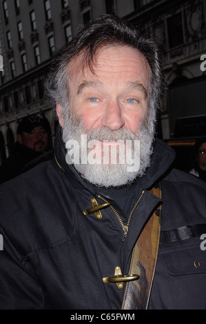 Robin Williams, tritt Richard Rodgers Theater seine Broadway-Stück "Bengal Tiger At The Baghdad Zoo" unterwegs für durchführen Stockfoto