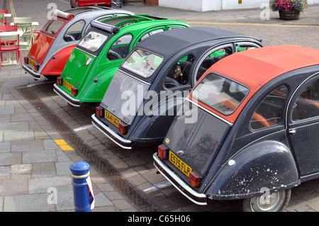 Citroen 2CV Autos Stockfoto