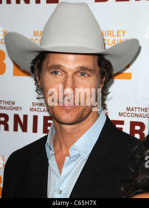 Matthew McConaughey im Ankunftsbereich für BERNIE Premiere, Regal Theater in L.A. Live, Los Angeles, CA 16. Juni 2011. Foto von: Dee Cercone/Everett Collection Stockfoto