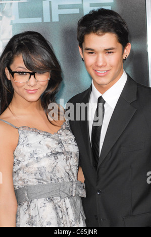 Fivel Stewart, BooBoo Stewart im Ankunftsbereich für unbekannte Premiere, Village Theatre in Westwood, Los Angeles, CA 16. Februar 2011. Stockfoto