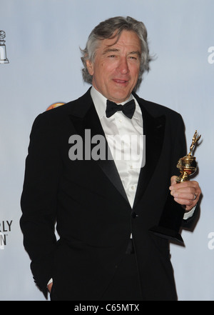 Robert De Niro im Presseraum für The Hollywood Foreign Press Association 68. Annual Golden Globes Awards - PRESS ROOM, Beverly Hilton Hotel in Los Angeles, CA 16. Januar 2011. Foto von: Dee Cercone/Everett Collection Stockfoto