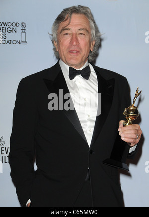 Robert De Niro im Presseraum für The Hollywood Foreign Press Association 68. Annual Golden Globes Awards - PRESS ROOM, Beverly Hilton Hotel in Los Angeles, CA 16. Januar 2011. Foto von: Dee Cercone/Everett Collection Stockfoto
