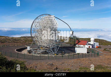 Spiegelteleskop an Astronomischen Observatorium Roque de Los Muchachos, Parque Nacional de La Caldera de Taburiente, La Palma, Kanarische Inseln, Spanien Stockfoto