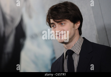 Daniel Radcliffe im Ankunftsbereich für Harry Potter & die Heiligtümer des Todes - Teil 1 Premiere, Alice Tully Hall im Lincoln Center, New York, NY 15. November 2010. Foto von: Kristin Callahan/Everett Collection Stockfoto