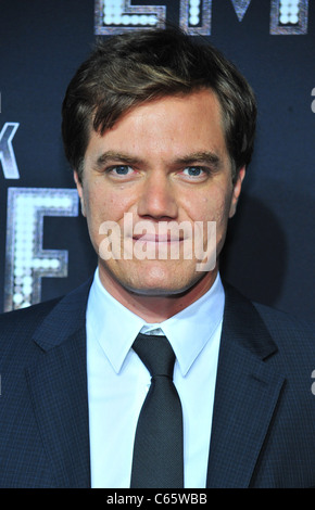 Michael Shannon im Ankunftsbereich für HBO Serie BOARDWALK EMPIRE Serie Premiere, The Ziegfeld Theatre, New York, NY 15. September 2010. Foto von: Gregorio T. Binuya/Everett Collection Stockfoto