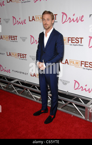 Ryan Gosling im Ankunftsbereich für Laufwerk Premiere, Regal Kinos L.A. Live Stadion 14, Los Angeles, CA 17. Juni 2011. Foto von: Michael Germana/Everett Collection Stockfoto
