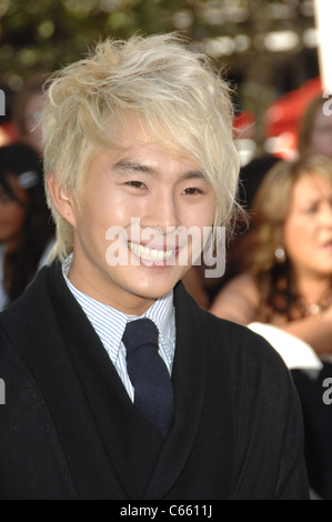 Justin Chon im Ankunftsbereich für THE TWILIGHT SAGA: ECLIPSE Premiere, The Ziegfeld Theatre, Los Angeles, CA 24. Juni 2010. Foto von: Stockfoto