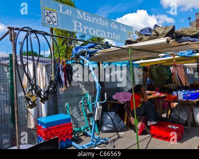 Paris, Frankreich, Bürgersteig Stall in Montreuil Flohmarkt 'La marché de Vintage la Brocante" Markt Stockfoto