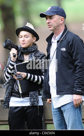 Madonna am Standort für Madonna Regie Dreharbeiten für W.E, Central Park, New York, NY 17. September 2010. Foto von: Kristin Stockfoto