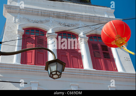Bunte Shophouse in Chinatown, Singapur Stockfoto