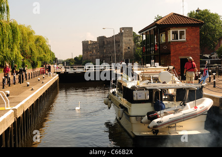 Newark-On-Trent River und Canal. Nottinghamshire, England. Stockfoto