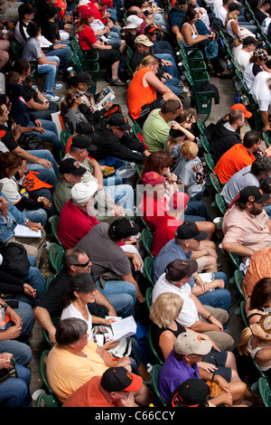 Luftaufnahme von Fans im sitzen auf einem Ball Park, San Francisco, California, Vereinigte Staaten von Amerika Stockfoto