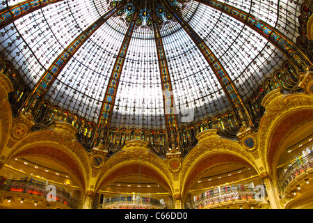 Das Kaufhaus Galeries Lafayette ist eine berühmte shopping-Destination in Paris Frankreich Stockfoto