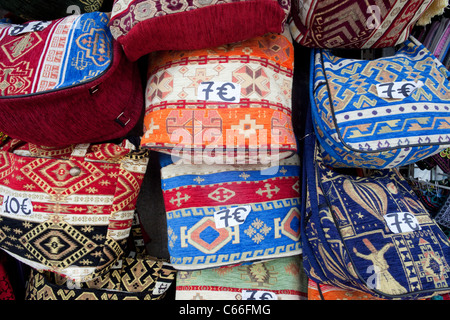 Türkei, Istanbul, Sultanahmet, Basar, ethnischen Taschen Stockfoto