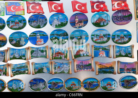 Der Reisekühlschrank-Souvenir-Magnet – Ankara, Türkei. Auf weißem  Hintergrund Stockfotografie - Alamy